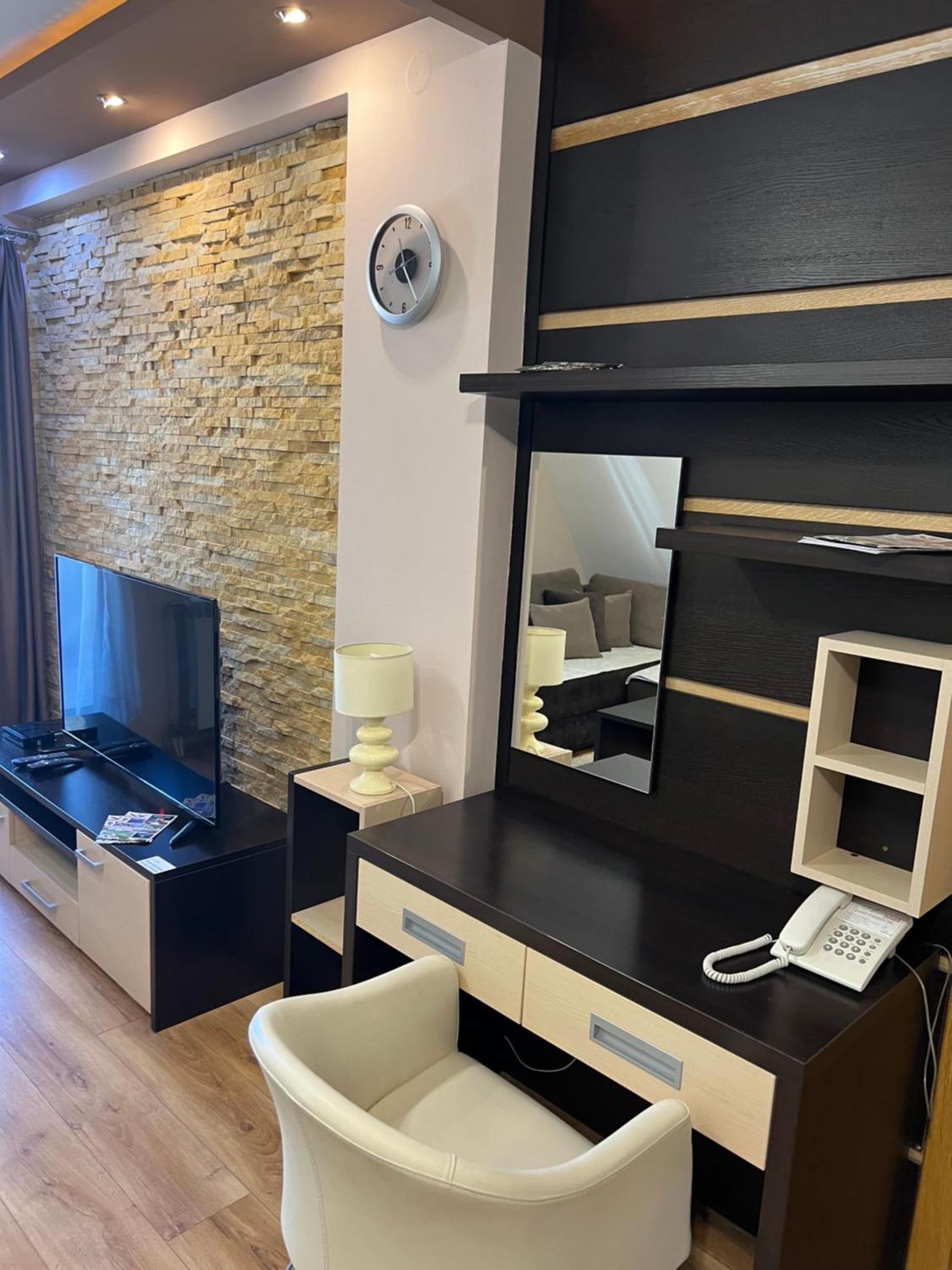 Family Apartmans Harry- Apartmans Of The Apart Hotel & Spa Zoned, Kopaonik - Special Benefit, Children Up To 13 Years Of Age Accompanied By Two Adults Stay For Free-Parking-Breakfast-Pool&Spa Exterior foto
